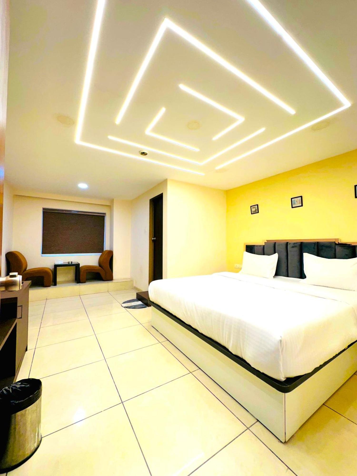Aundh Elite Stay 浦那 外观 照片